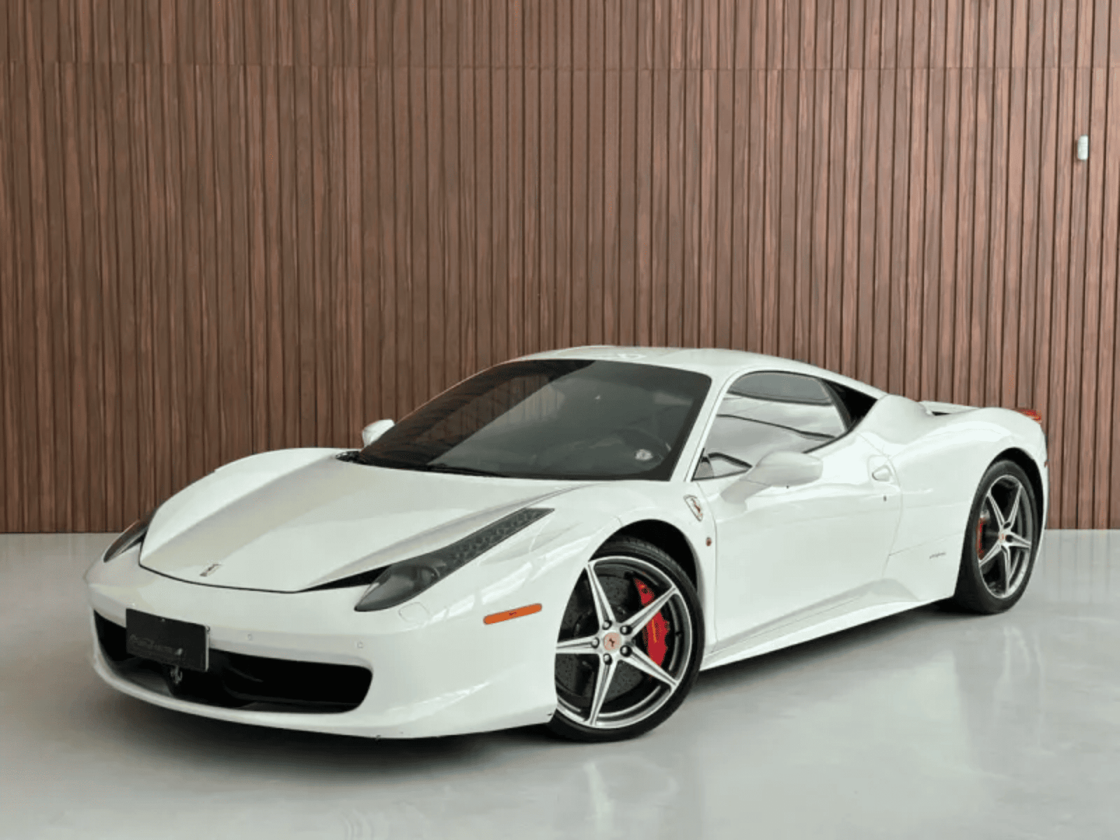 
								Ferrari 458 Italia full									