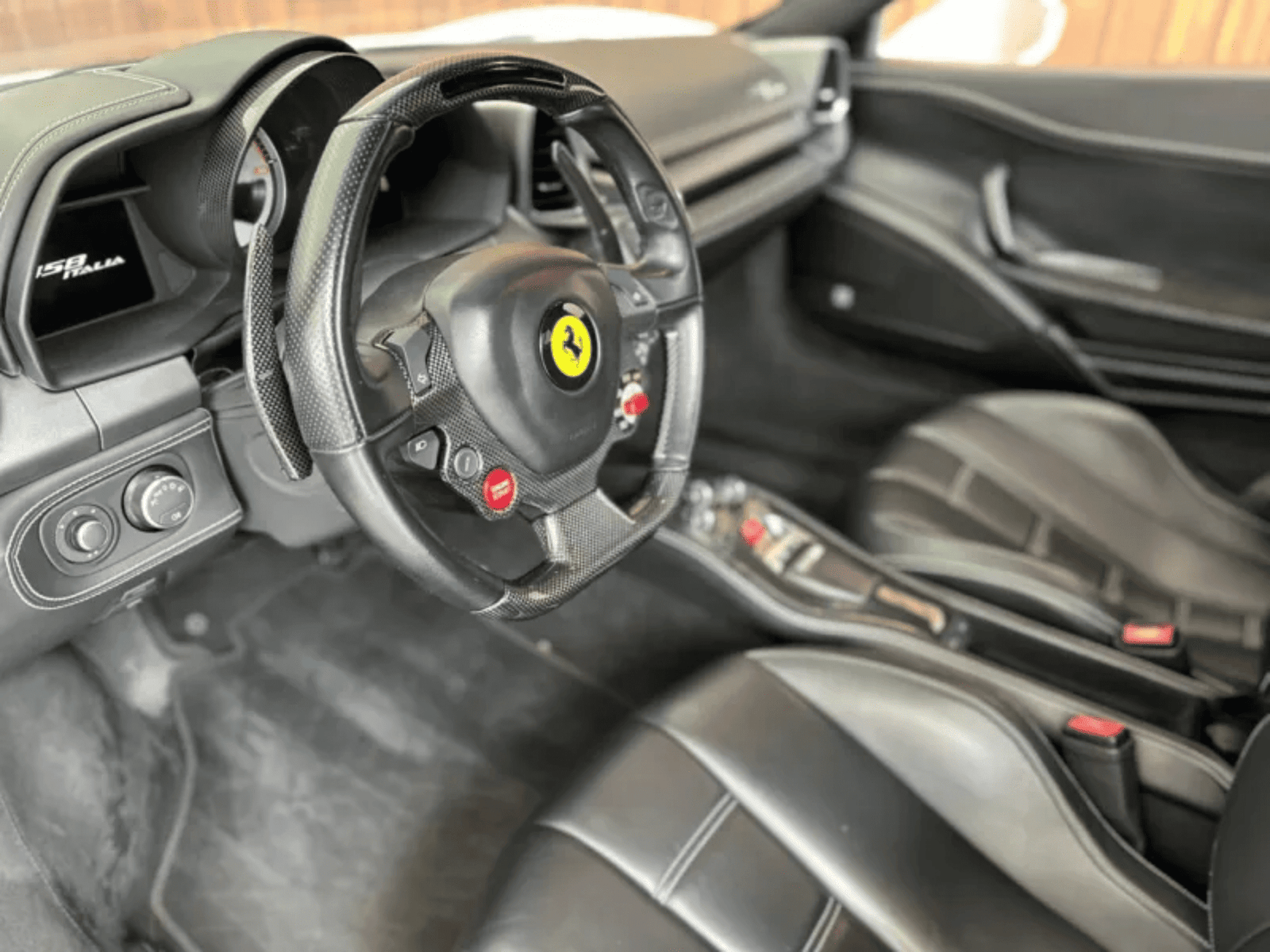 
								Ferrari 458 Italia full									