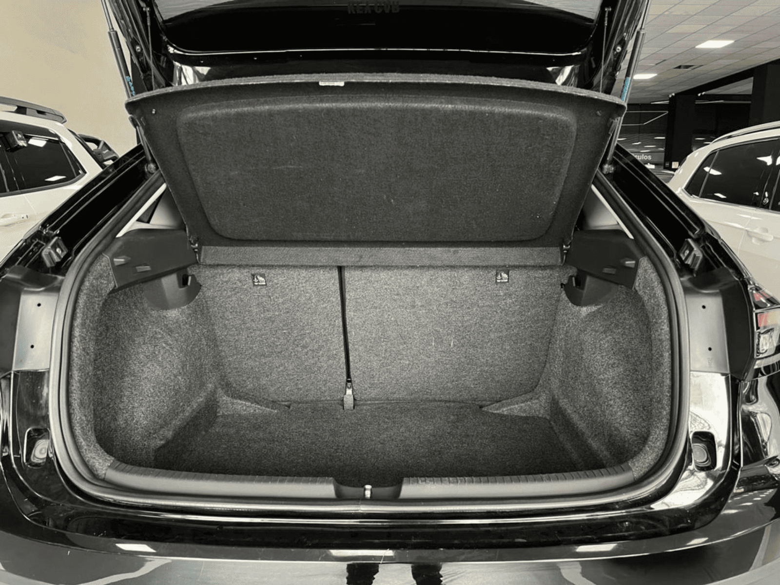 
								Nivus Comfortline 1.0 200 TSI full									