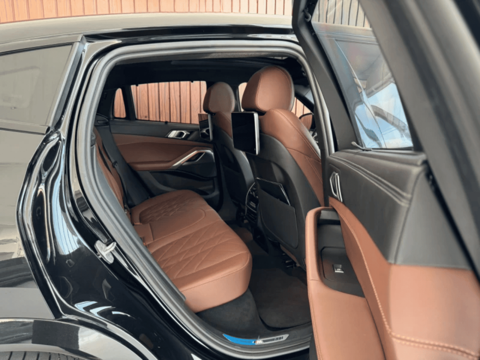 
								BMW X6 GASOLINA XDRIVE40I M SPORT full									