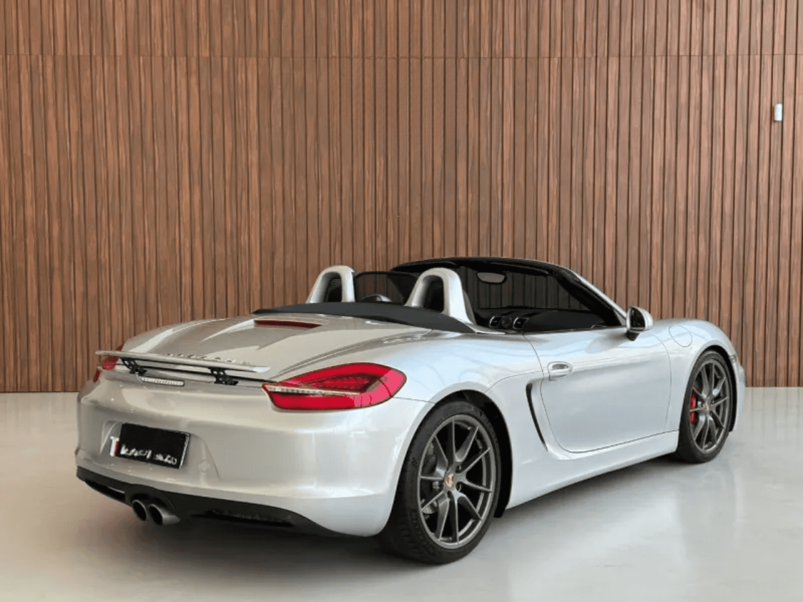 
								Porsche Boxster S full									