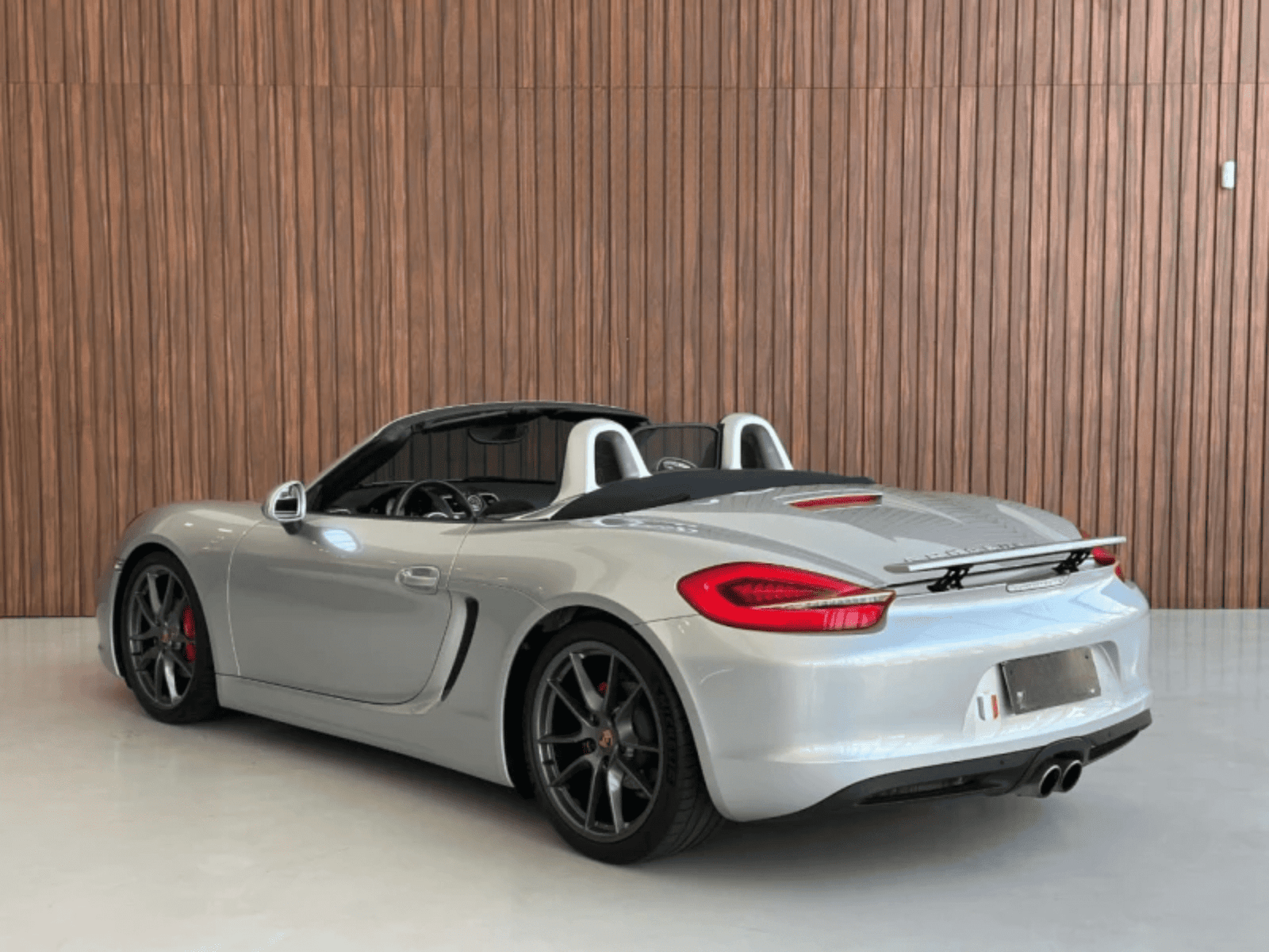 
								Porsche Boxster S full									