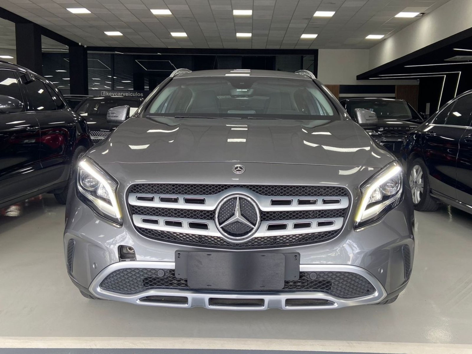 
								GLA 200 BLINDADO full									