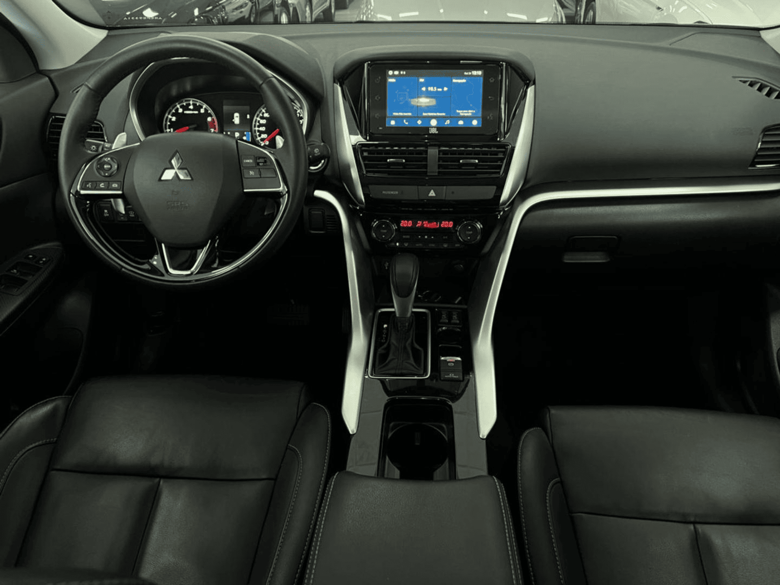 
								Eclipse Cross HE full									