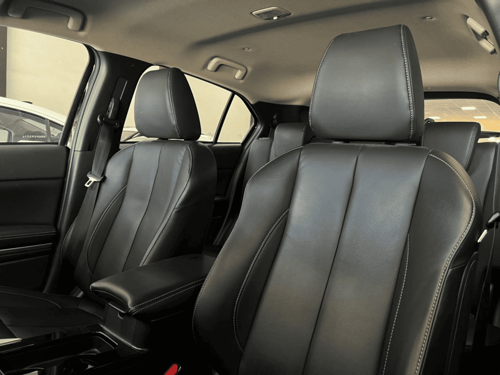 
								Eclipse Cross HE full									