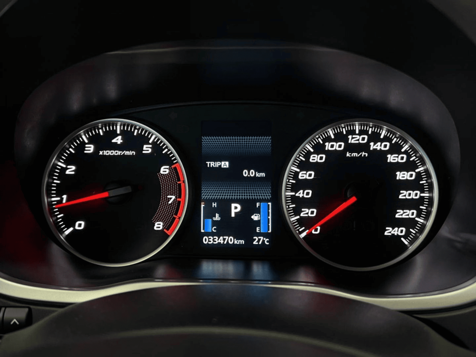 
								Eclipse Cross HE full									