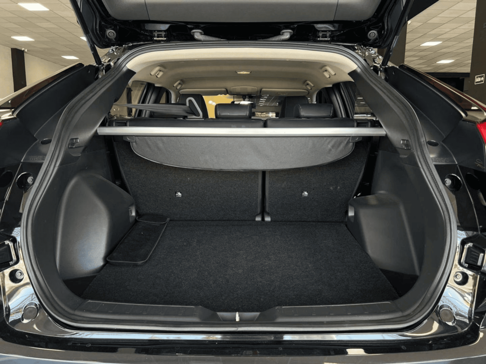 
								Eclipse Cross HE full									