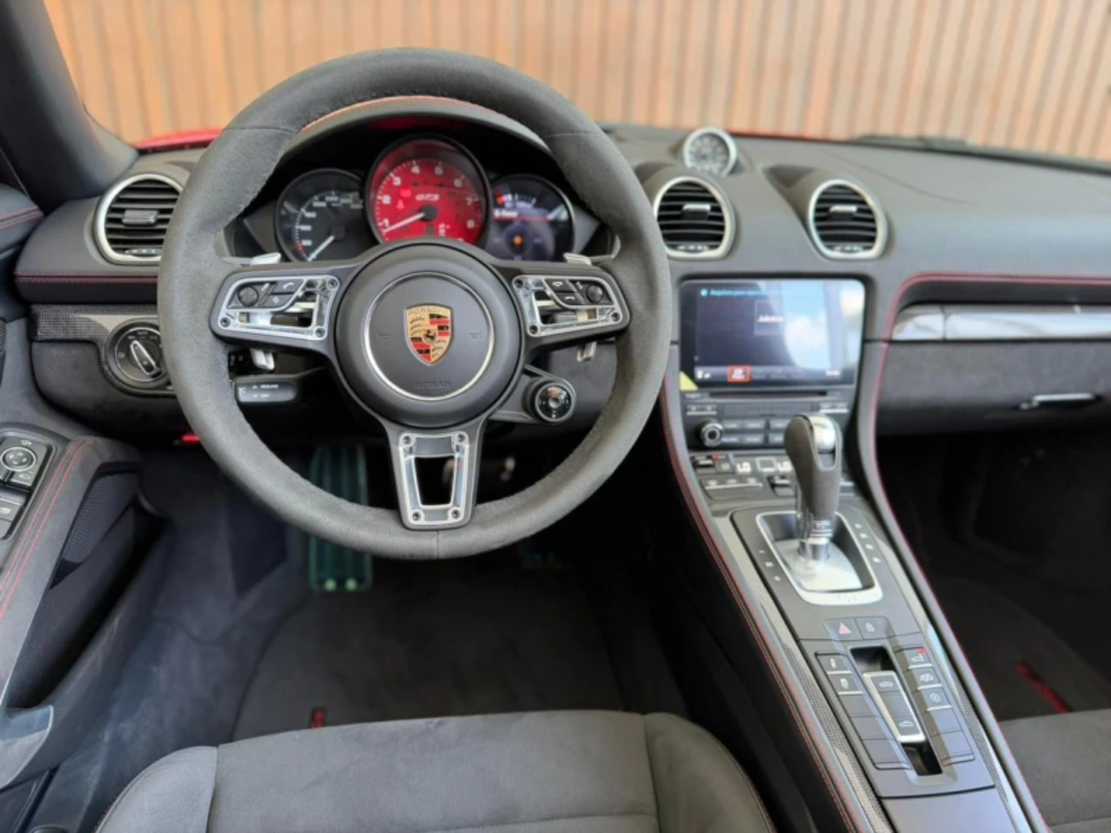 
								Porsche Boxster GTS full									