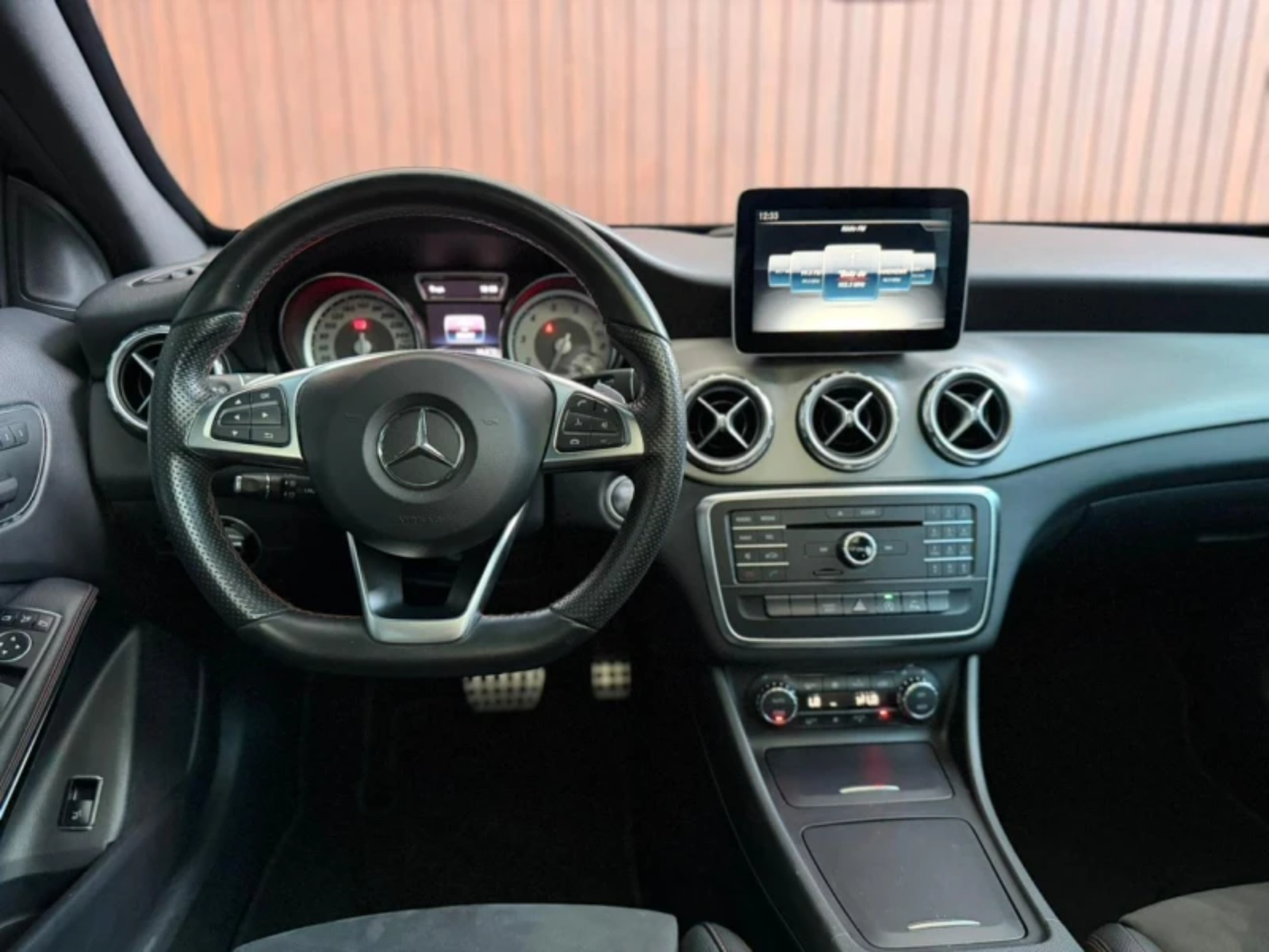 
								GLA 250 BLINDADO full									