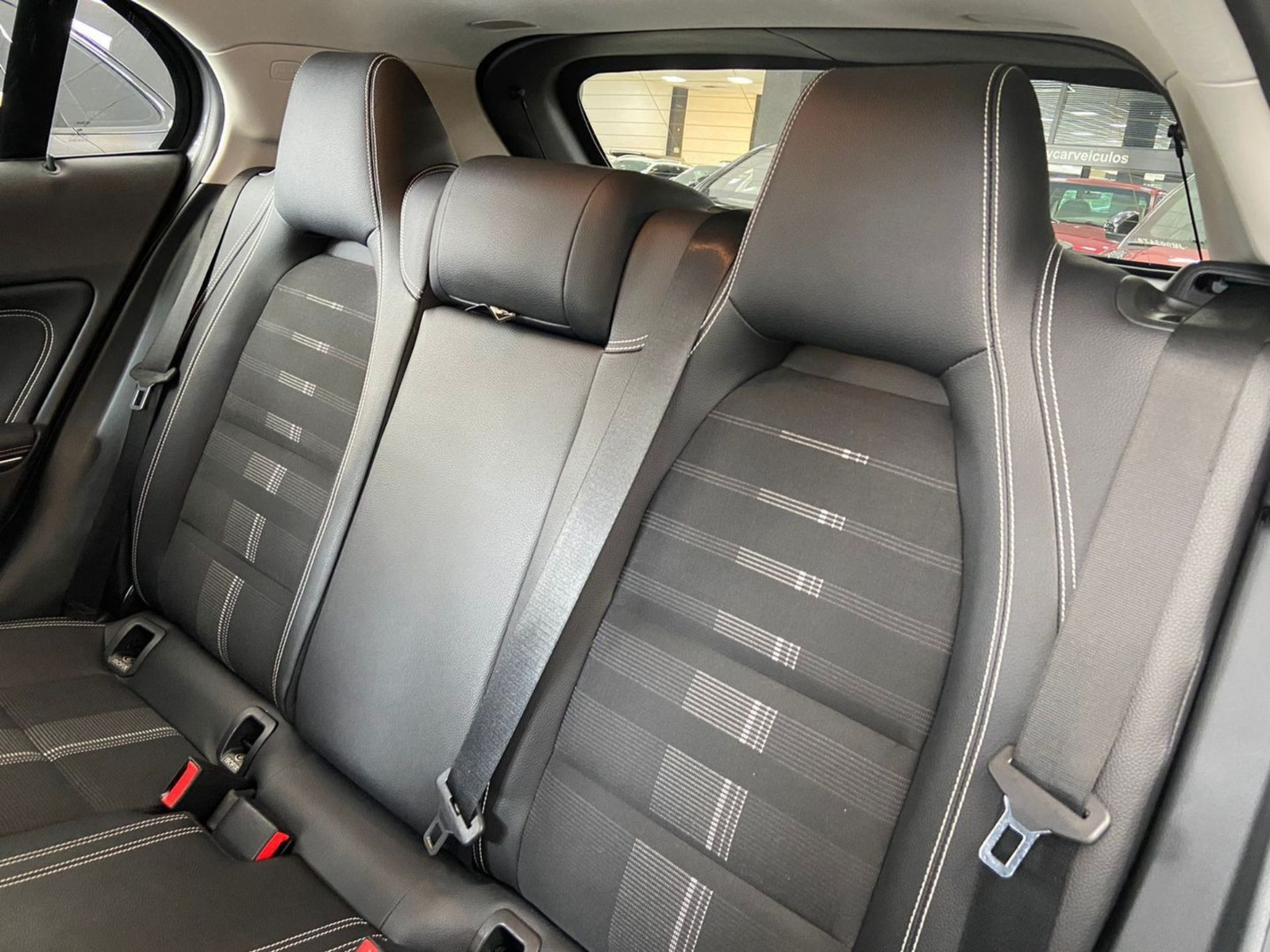 
								GLA 200 BLINDADO full									